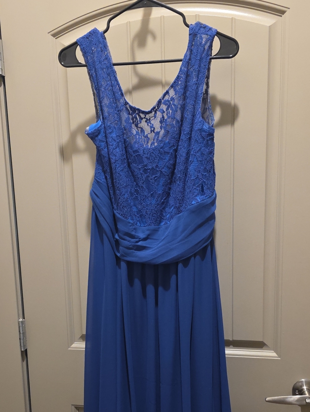 Sleeveless Lace Bodice Maxi Dress in Royal Blue